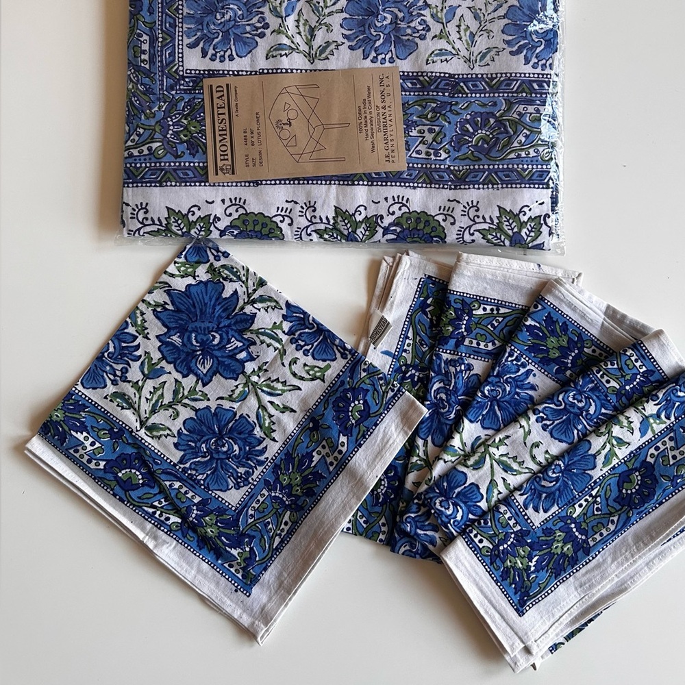 Homestead Indian white/green/blue blog print table cloth (60”*90”) w 6 napkins